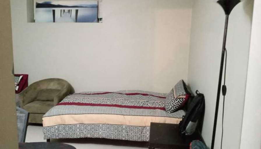 Eddy's room