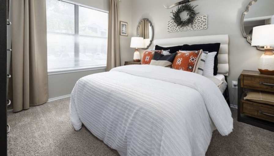 Jade's room