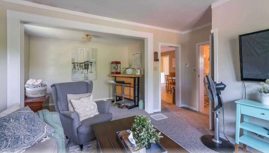 Kate's room