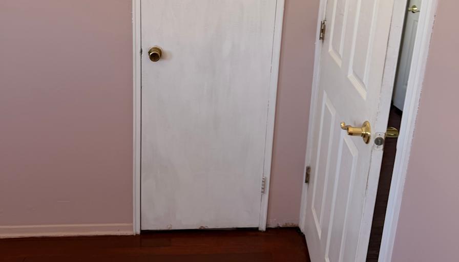 Andrea's room