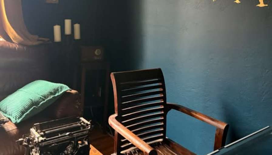 Édouard's room