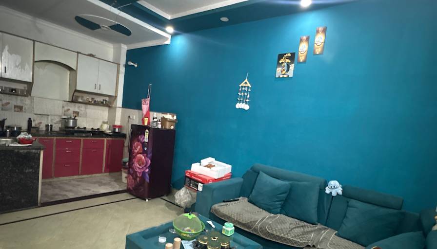 Leeza's room