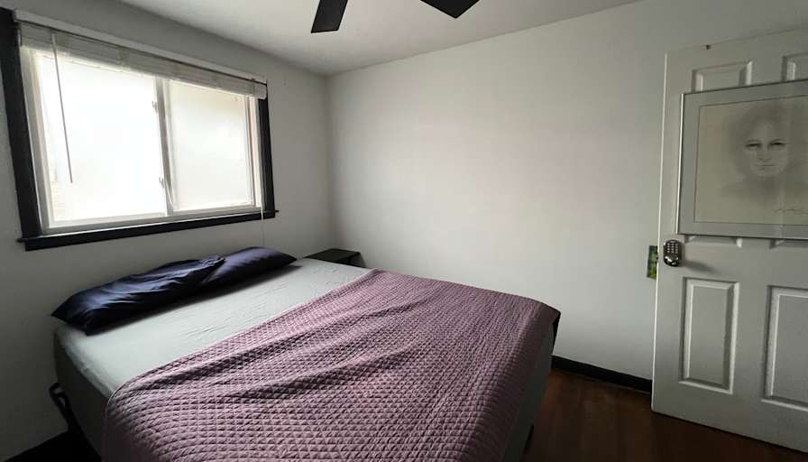 chrissy's room