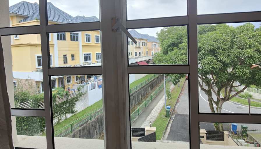 VVA EI's room