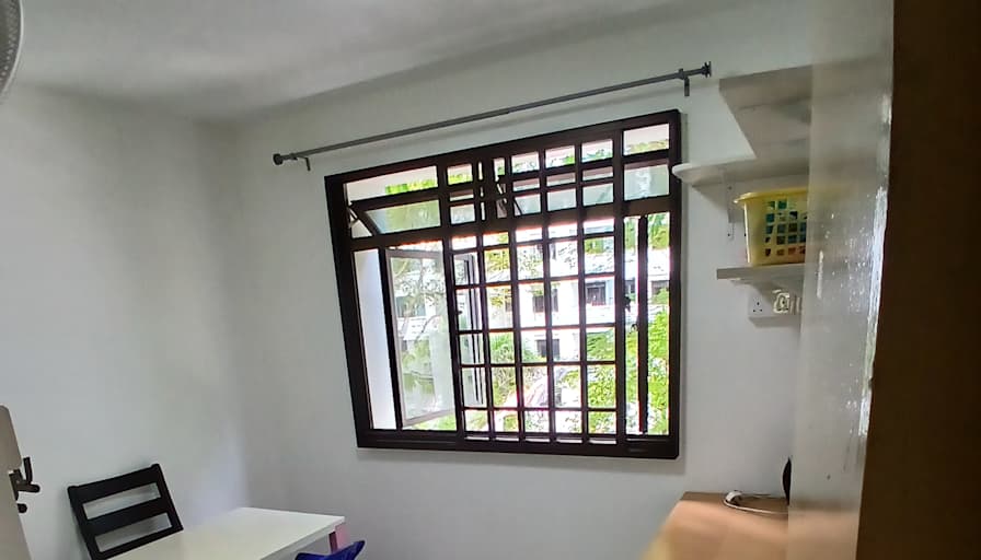 Cheng's room