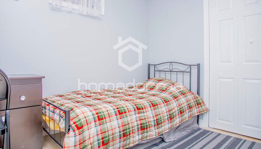 Rhona's room