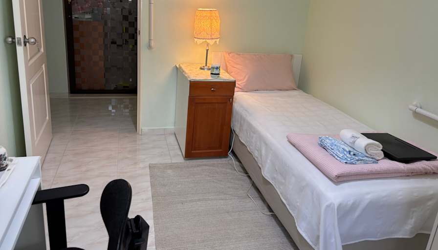 Kelly's room