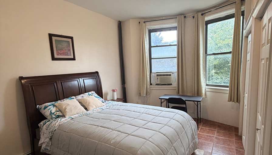 Emma's room
