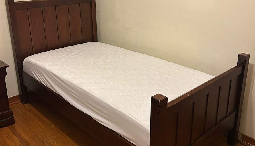 Apurva's room