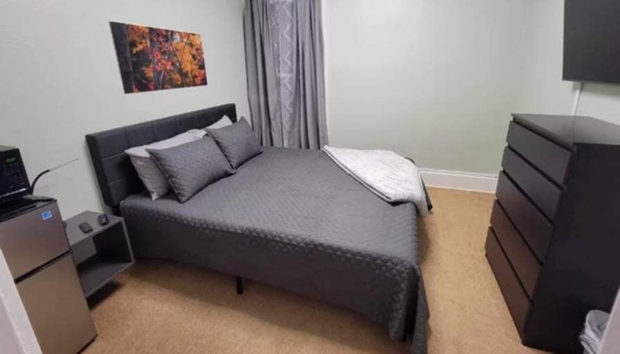 Linda's room