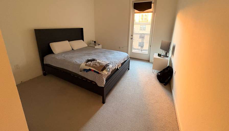 Joe C's room