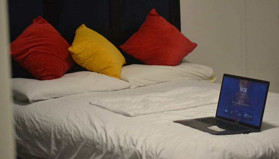Ashton Kotts's room