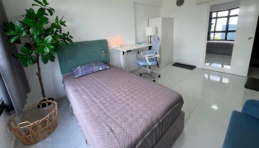 Eric's room