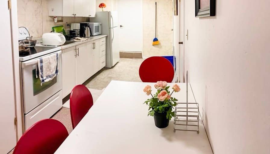 VH Rentals's room