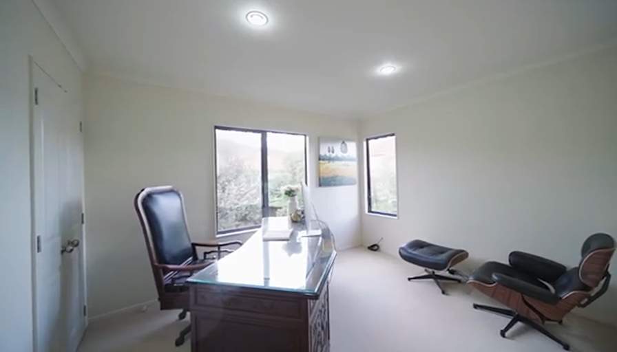 Miki Peng's room
