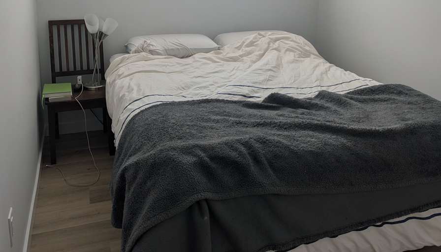 Laurie Desrochers's room