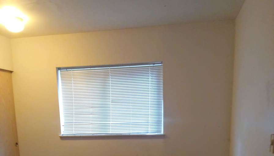 Craig A Jetton's room