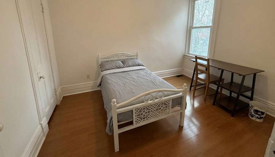 Samantha's room