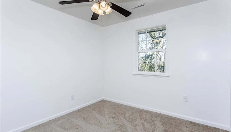 Alyssa Nichelle Nelson's room