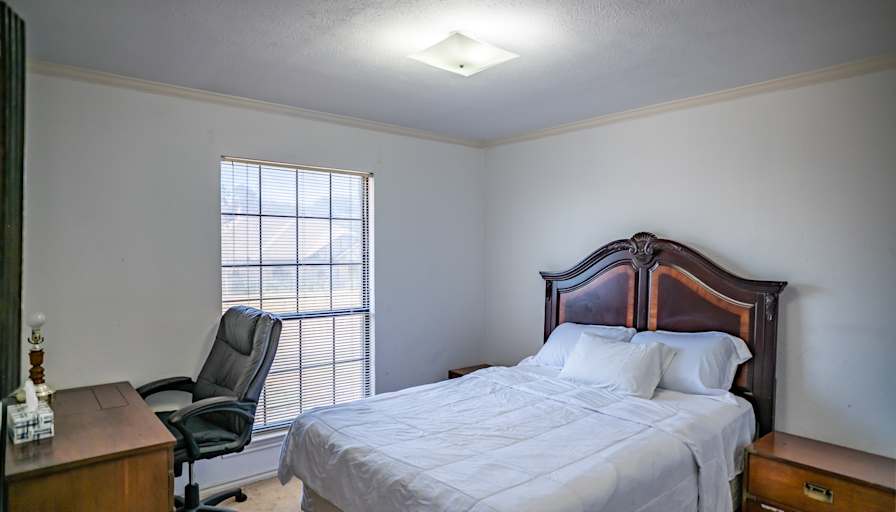 Gul's room