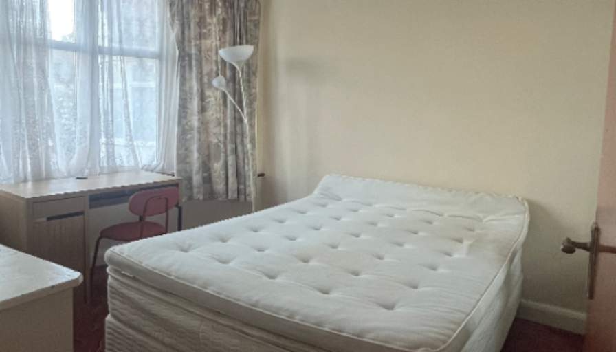 Syed Qaiser's room