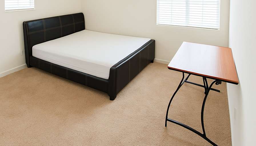 Alma medel's room