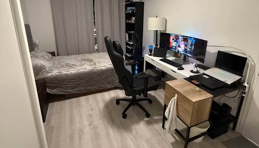 Varish's room
