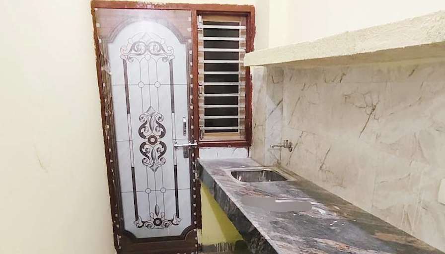Harish Kumar's room