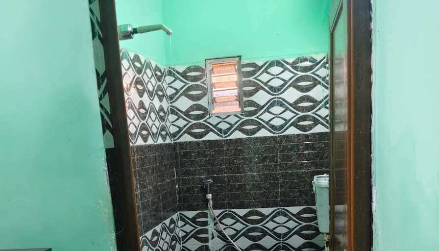 Asif's room