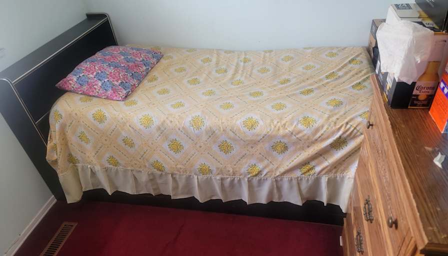 Hardy's room