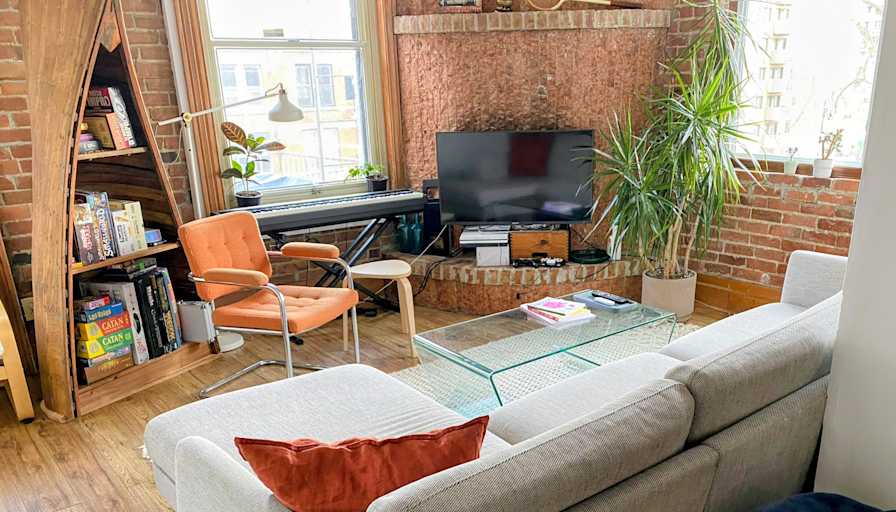 Pierre-Antoine's room