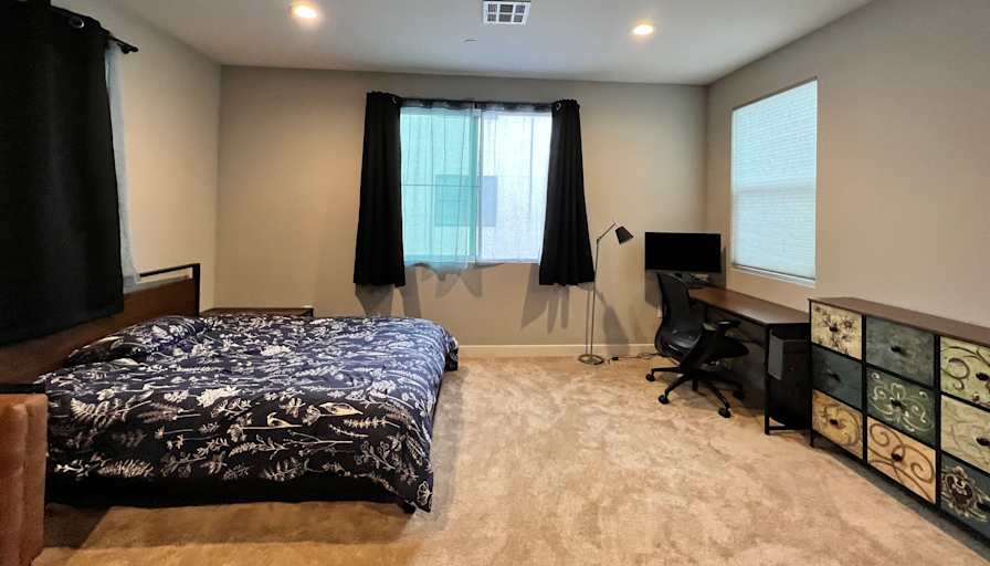 Nic's room