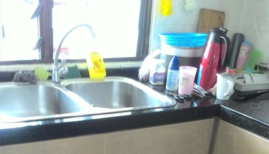 Shu Yih's room