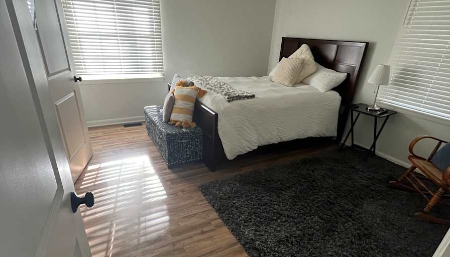 Felix's room