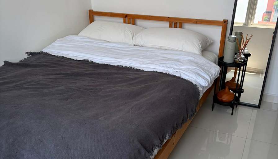 Linh's room