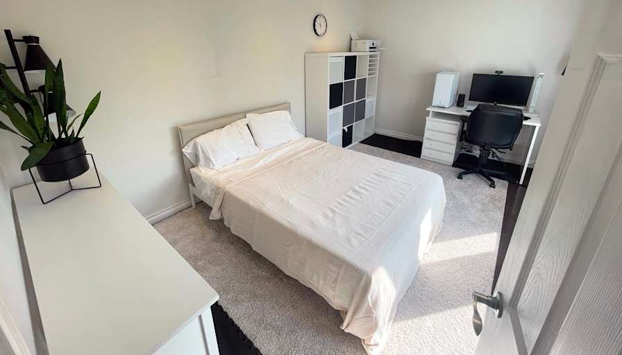 Dan's room