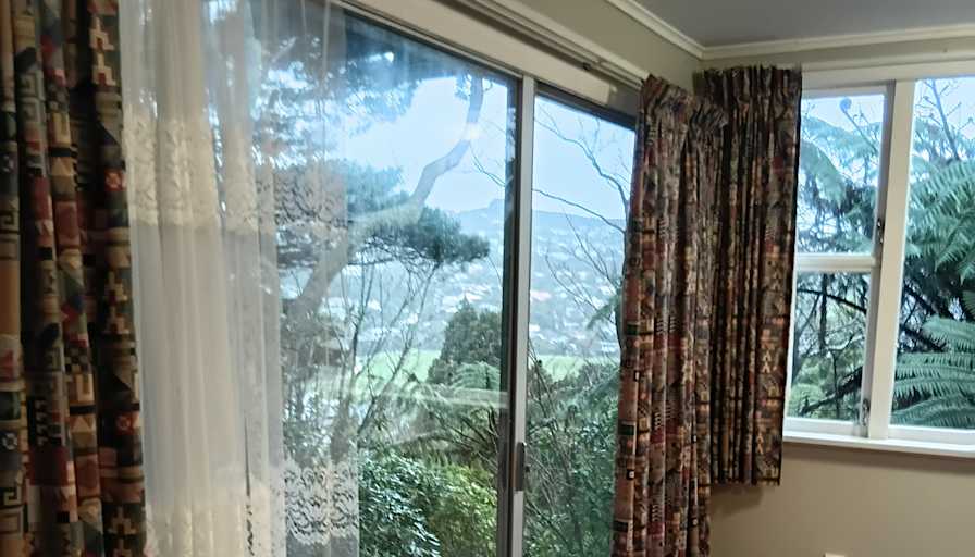 Jen's room