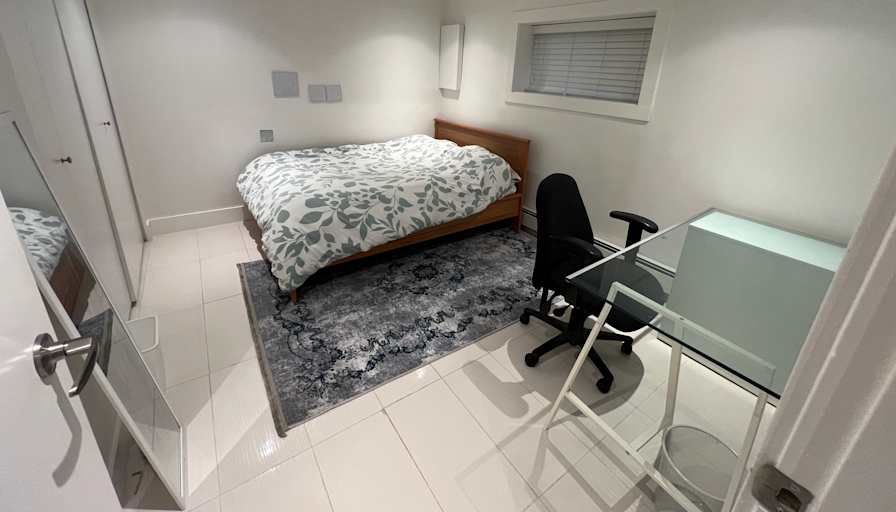 Melissa's room