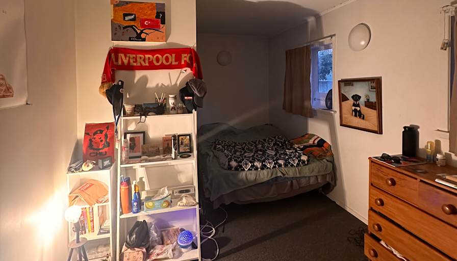 Erkan's room