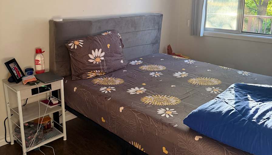 Navpreet Gill's room