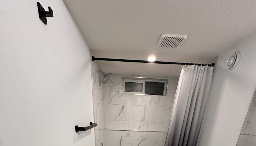 Meruthula Jeevananthan's room