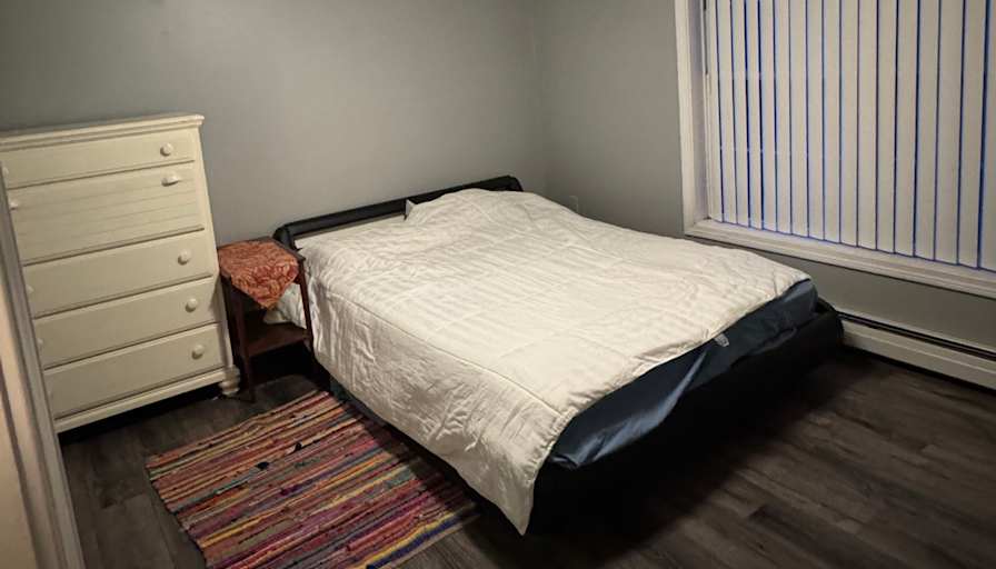 Jose's room