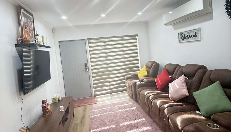 Jasmine's room