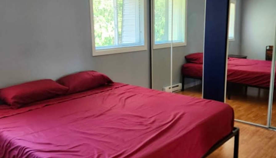 Lou's room