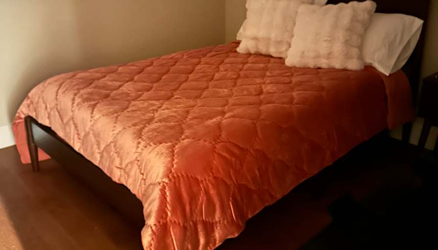 Vannia's room