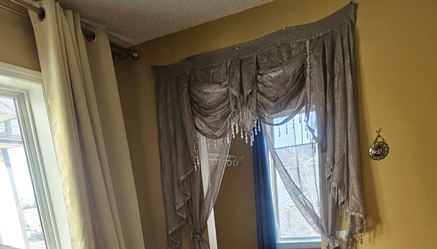 Aleesya's room