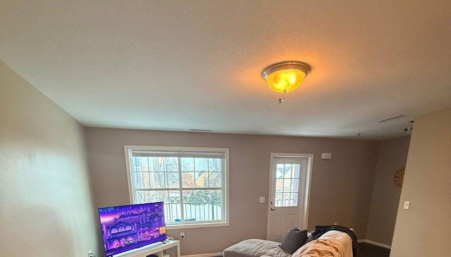 Max's room