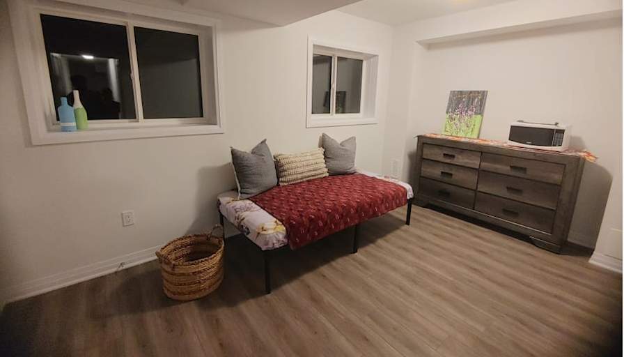 Tarun's room