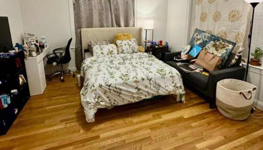 Akshita's room