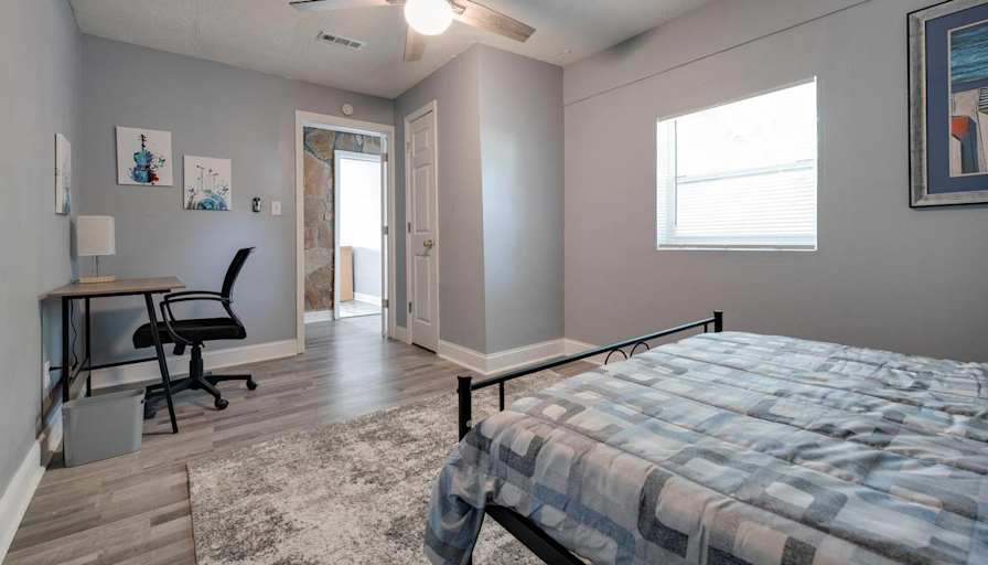 PadSplit's room